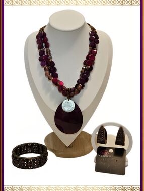 Erica Lyons Deep Purple Shell Necklace With Bracelet & Earrings